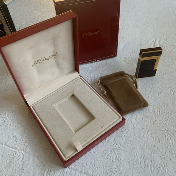 St. Dupont classic roll lighter.                        Rare find. Vintage. - Picture 6 of 7